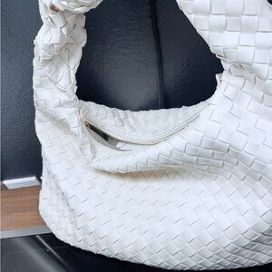 Elegant White Woven Bag